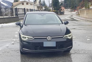 Golf 8 automatica a metano