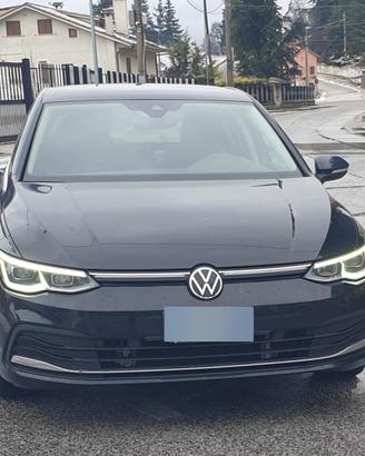 Golf 8 automatica a metano