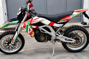 APRILIA  SXV 550 2008