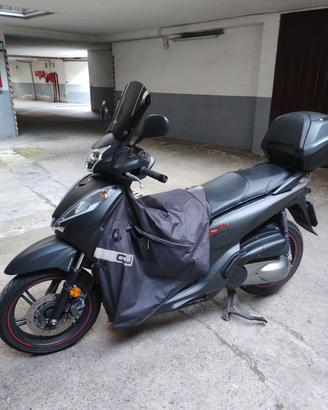 Honda SH300i