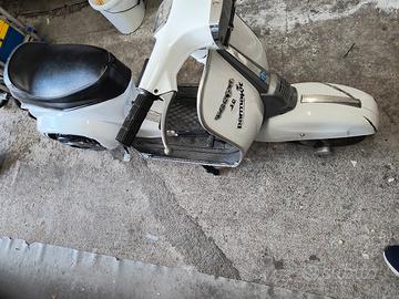 vespa special 