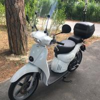 Scarabeo 50 cc. Street omologato 2 persone