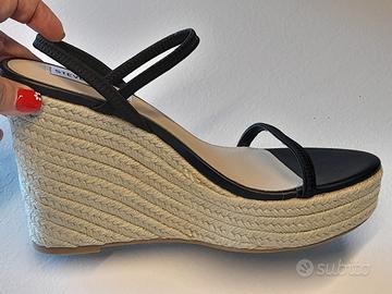 sandali