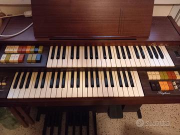 organo a due tastiere Viscount