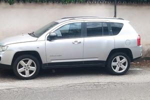 Jeep Compass 2012 no marciante