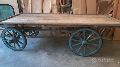 Carro in legno antico