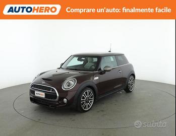 MINI Cooper S WJ76716