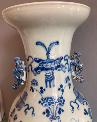 VASO cinese con Cento Tesori XIX secolo Cina