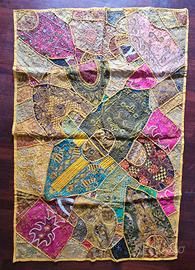 batik originale ricamato