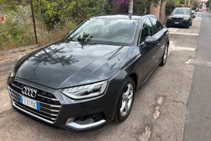 AUDI A4 BUSINESS 100 KW S TRONIC