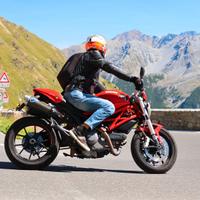 DUCATI MONSTER 796