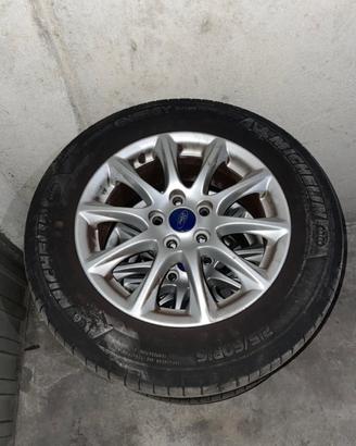 Cerchi in lega Ford 16