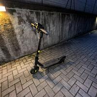 Monopattino Elettrico Ninebot PREZZO TRATTABILE