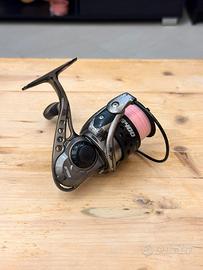 Mulinello da pesca con doppia bobina
