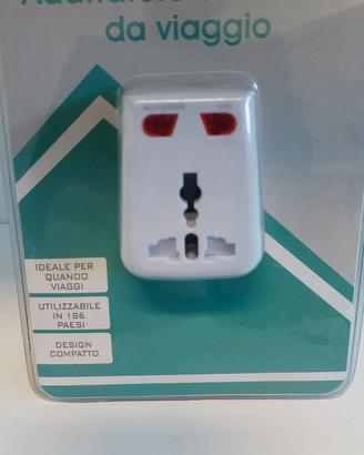 Adattatore universale da viaggio