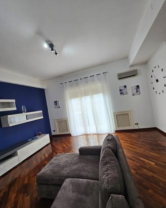Bilocale via Basile a referenziati
