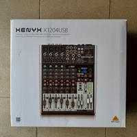 Mixer Behringer modello Xenyx X1204 USB