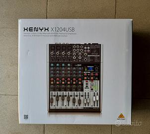 Mixer Behringer modello Xenyx X1204 USB