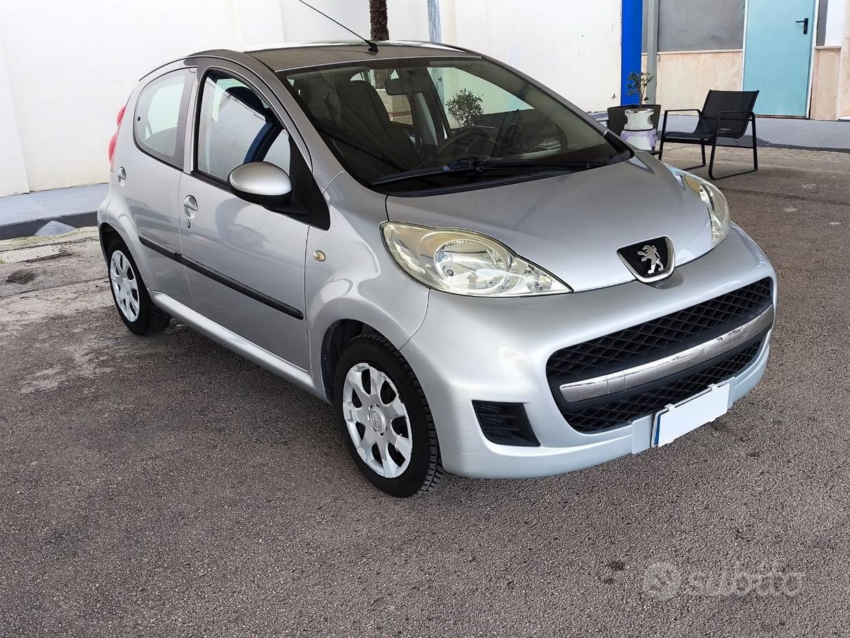 PEUGEOT 107
