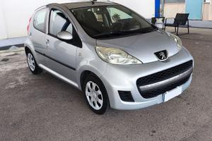 Peugeot 107 1.0 68CV 5p. Plaisir