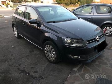 VOLKSWAGEN POLO 2011