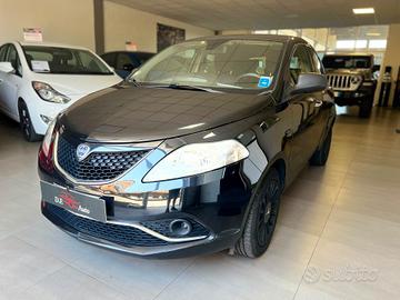 Lancia Ypsilon 1.2 69 CV 5 porte Platinum