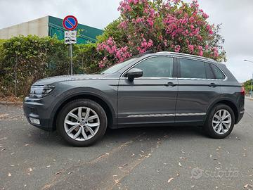 Volkswagen Tiguan 2.0 Executive 4WD full optional