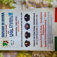 Giovani in divisa polizia di stato carabinieri