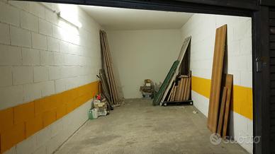 Garage-Box Vendita in Via Gandino - Valle Aurelia