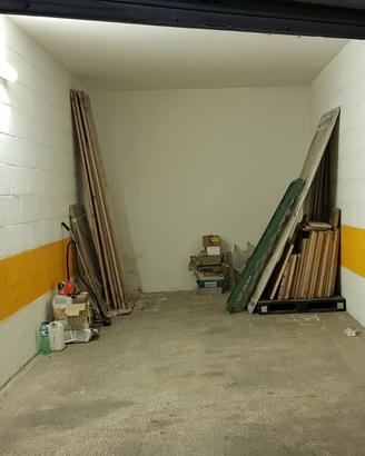 Garage-Box Vendita in Via Gandino - Valle Aurelia