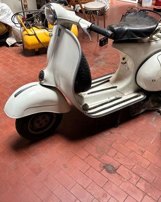 1957 Piaggio Vespa VNB1 125 da restaurare