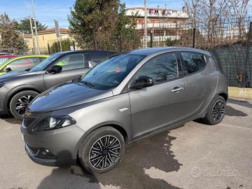 LANCIA Ypsilon 1.0 FireFly 5 porte S&S Hybrid Si