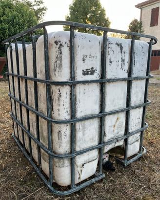 Cisterna 1000L acqua