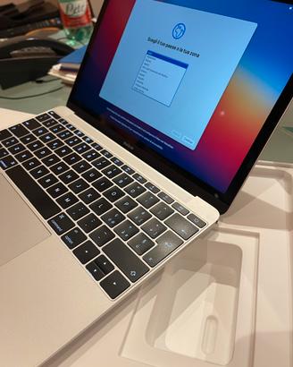 Macbook Retina 12 pollici super slim