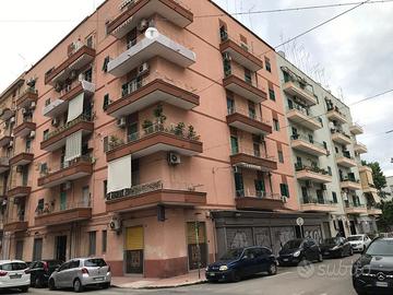 Taranto Via Toscana Ampio 3 Vani