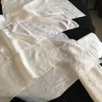 set 10 fazzoletti bianchi con iniziale M ricamata