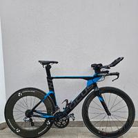 FOCUS izalco Chrono tri 