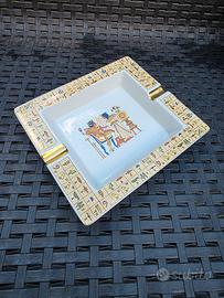 Posacenere stile Egizio con geroglifici 