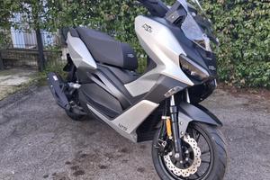 SCOOTER KL BRERA 125cc + SILVER