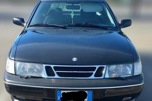 Saab 900 coupé