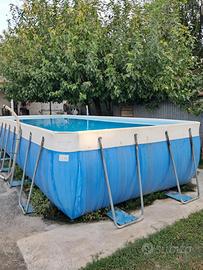 PISCINA LAGHETTO