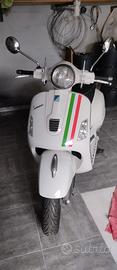 VESPA GTS 300