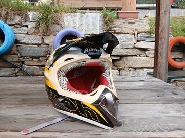 casco Airoh 