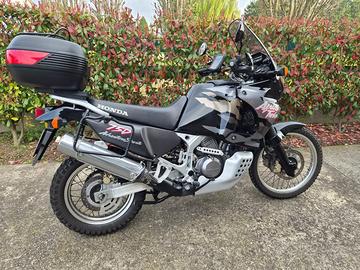 Moto Africa Twin 750 RD07