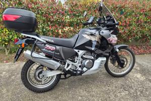 Moto Africa Twin 750 RD07
