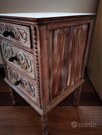 Comodini Uruguay originali