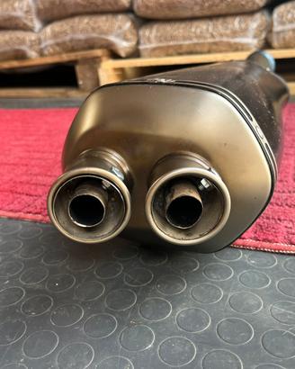 Akrapovic