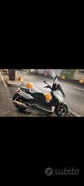 yamaha x max 250