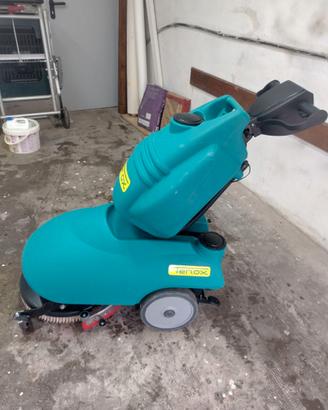 Eureka E46 Tenox lavasciuga pavimenti professional