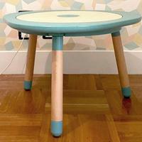 Tavolo Stokke Mutable con accessori